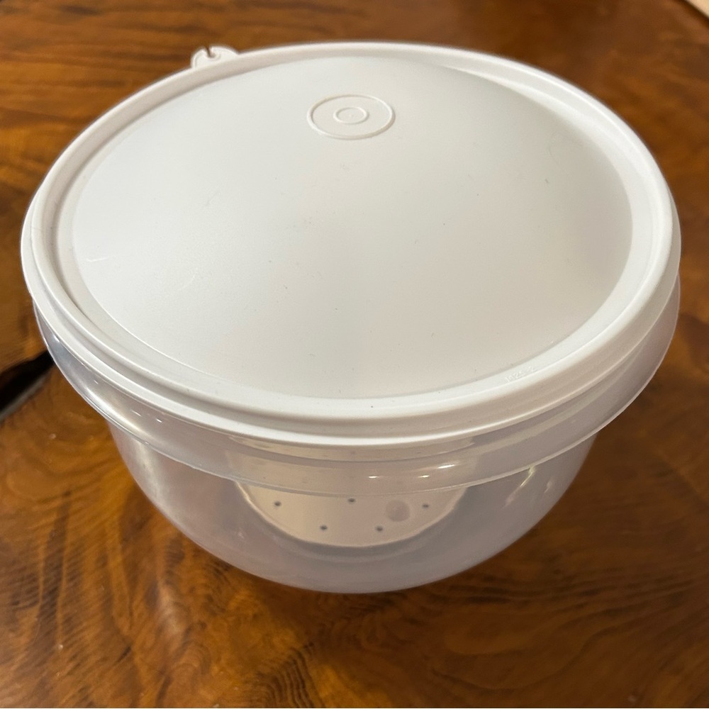 Tupperware Super Crisp-It® Lettuce Keeper